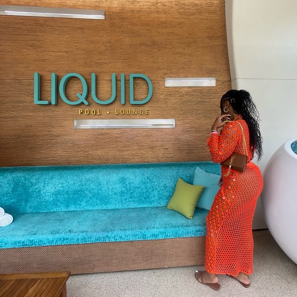 Crochet and sequin dress - Picture 2 of 2